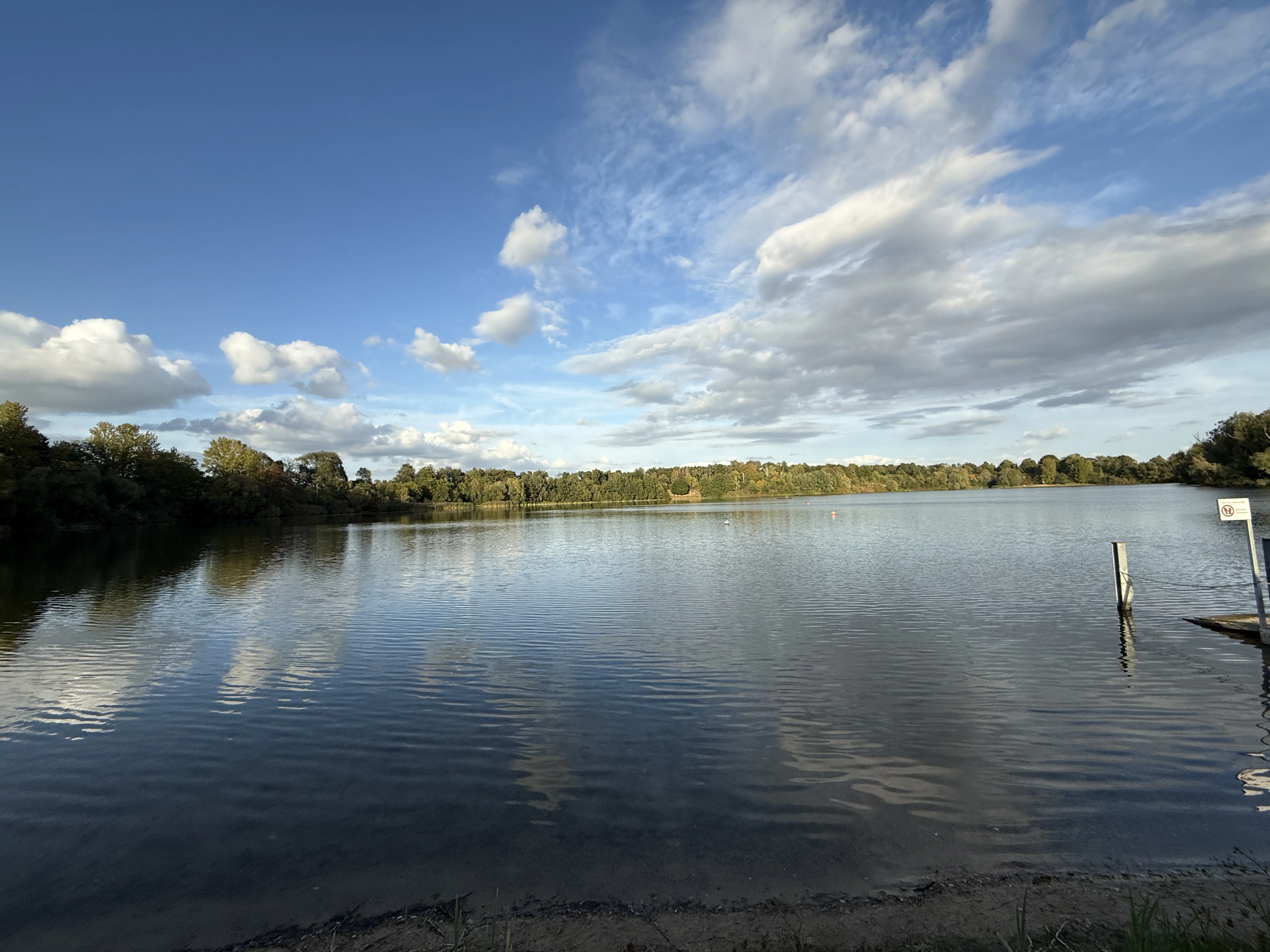 Hintergrund See
